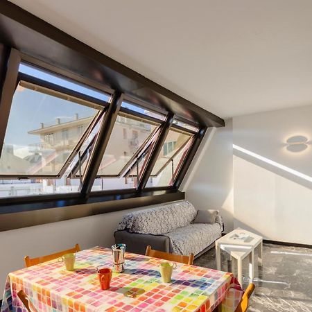Joivy Spacious Apt For 6, Near Train Station And Beach 东塞斯特里 外观 照片